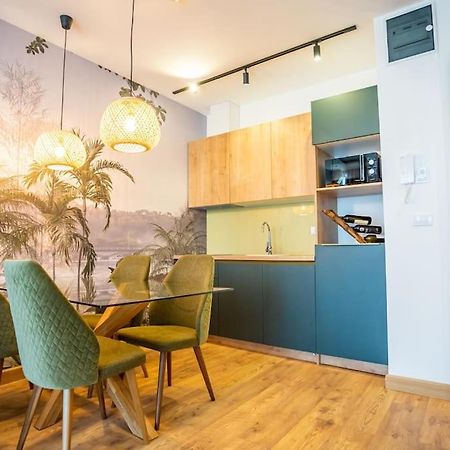 Apartment Jungle Belgrado Exterior foto
