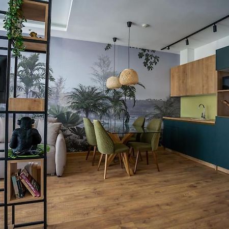 Apartment Jungle Belgrado Exterior foto